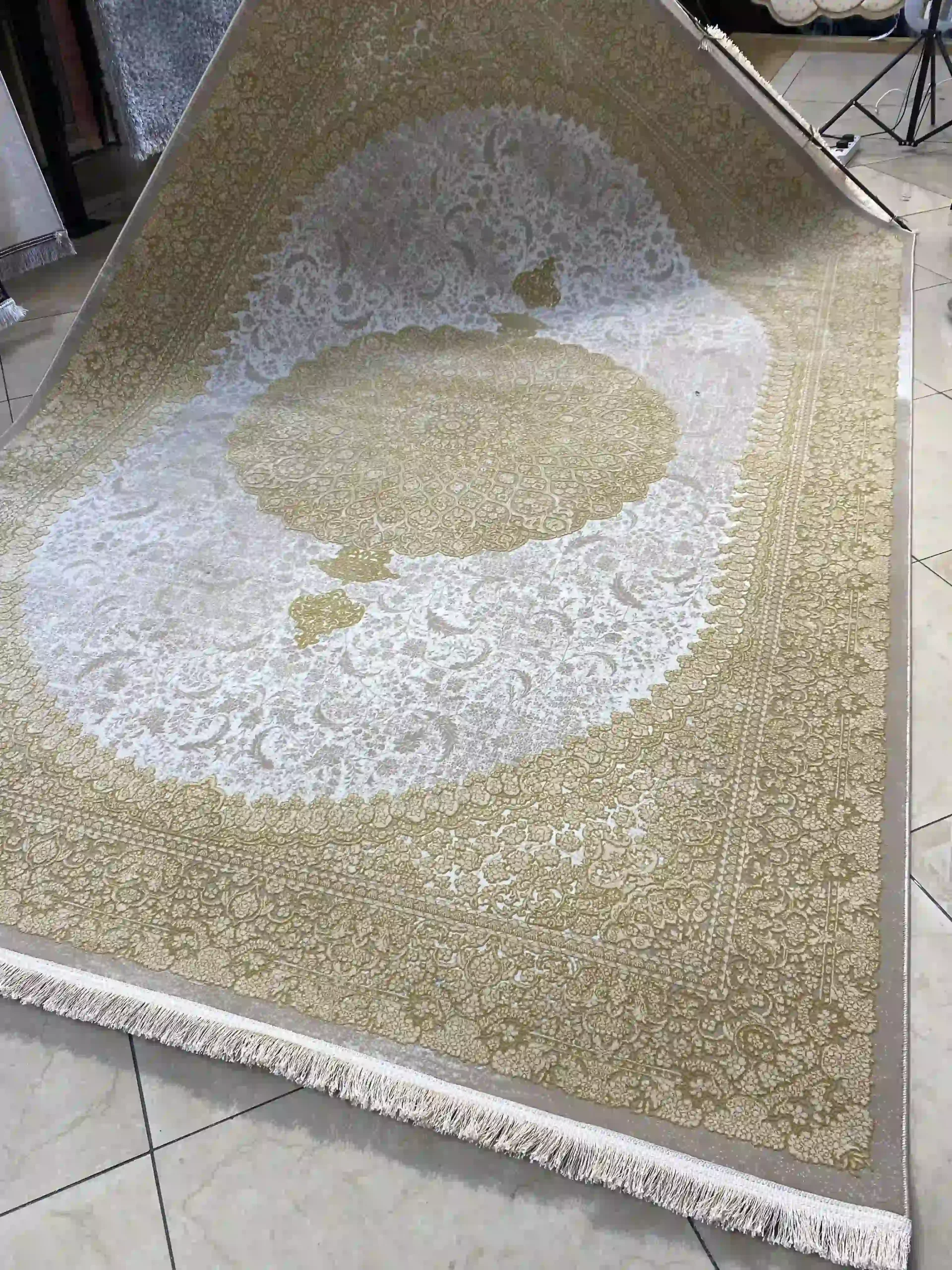 فرش نئو کلاسیک مدل سلطنتی جدید