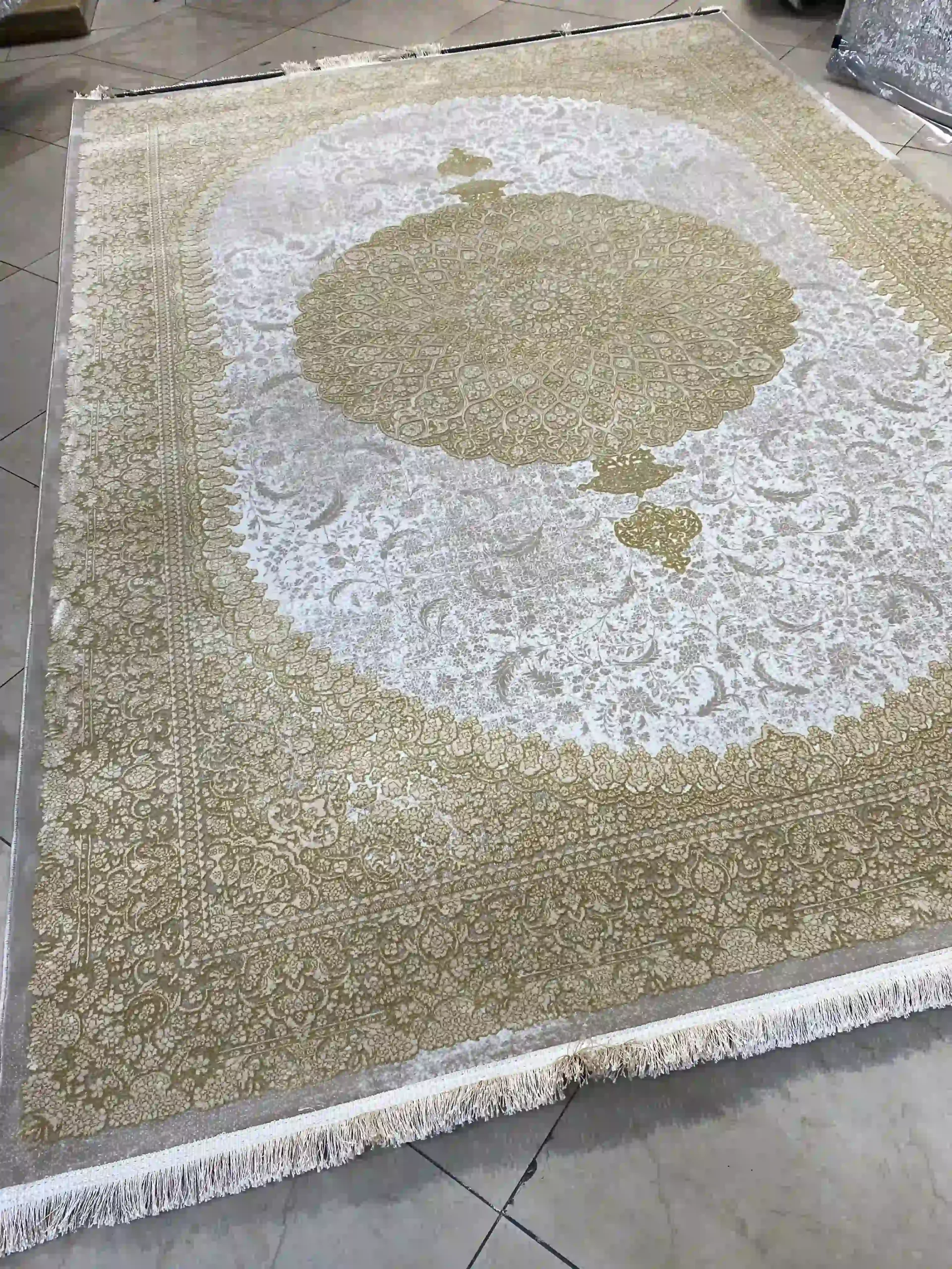 فرش نئو کلاسیک مدل سلطنتی