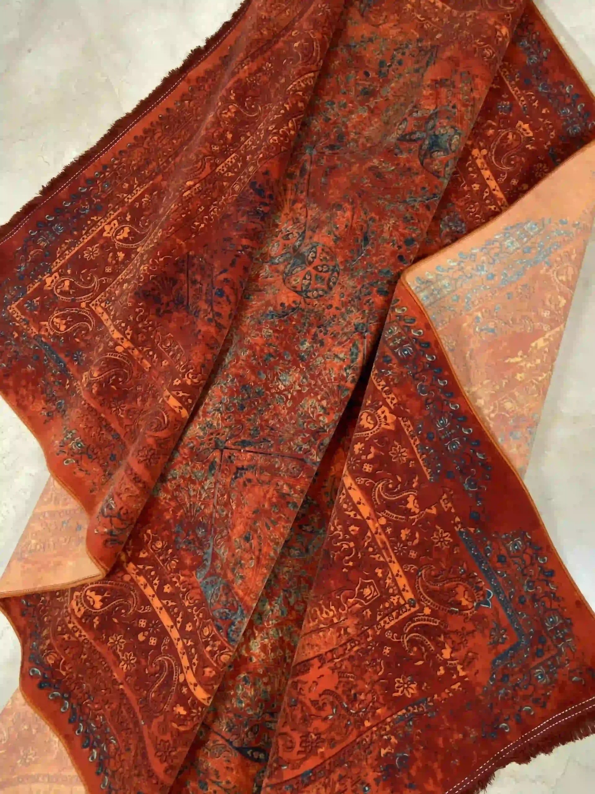 قیمت فرشvipنارنجی با گلهای سبز