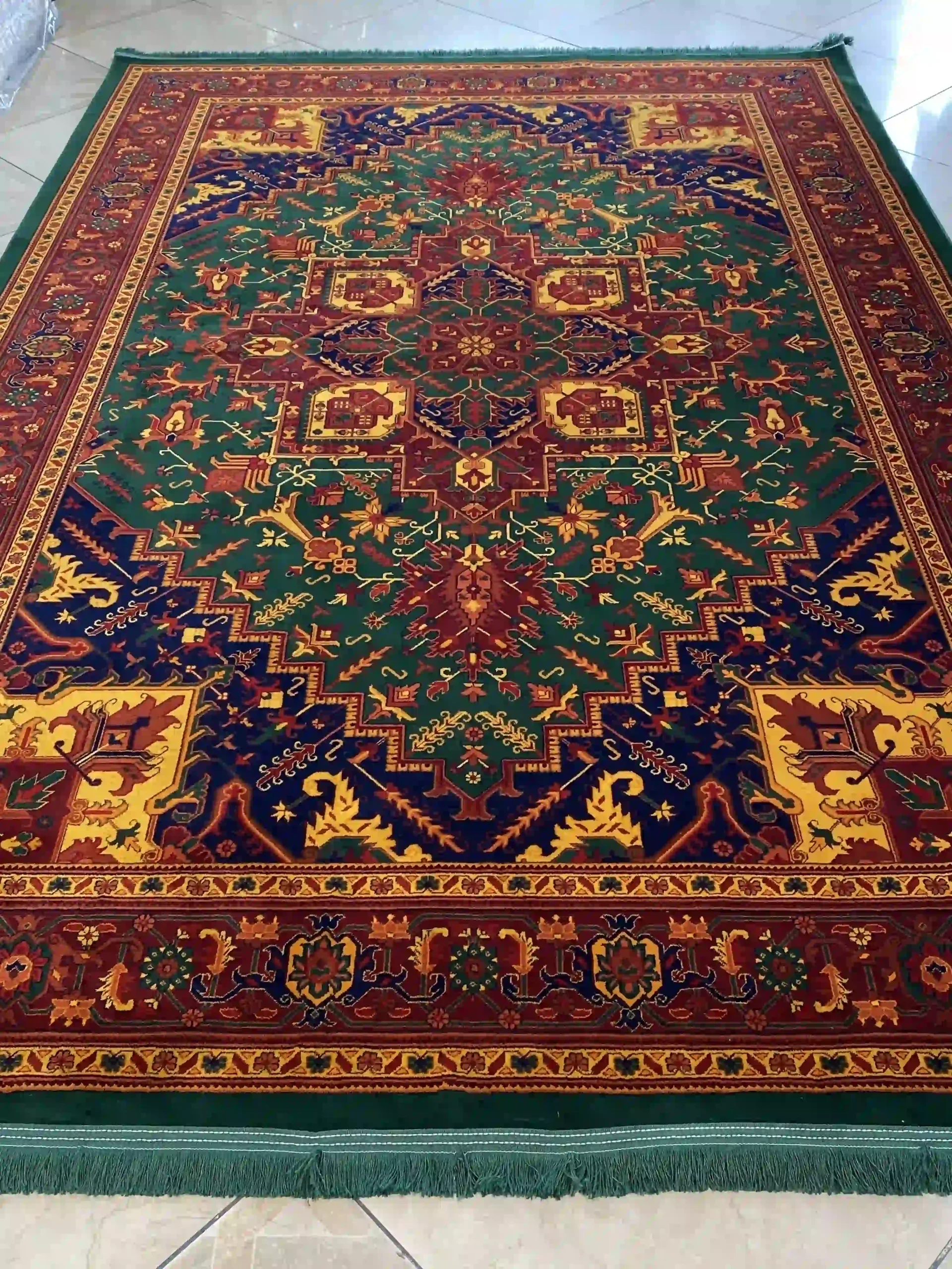 فرش سرخ بهارستان کد704s