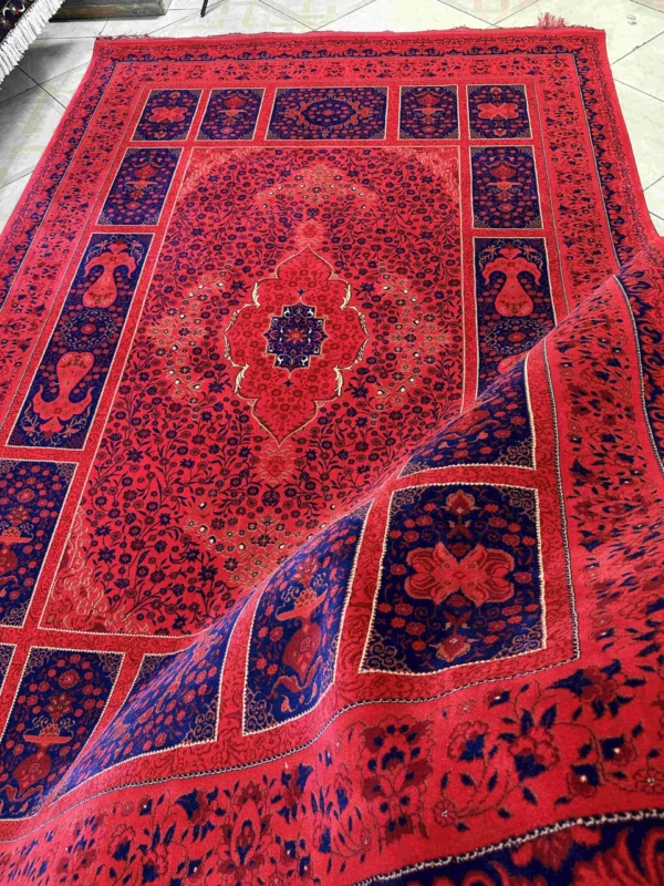 فرش اقتصادی لاکی