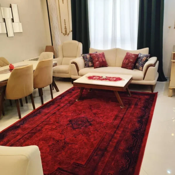فرش دستباف لاکی ضخیم با نقشه سنتی