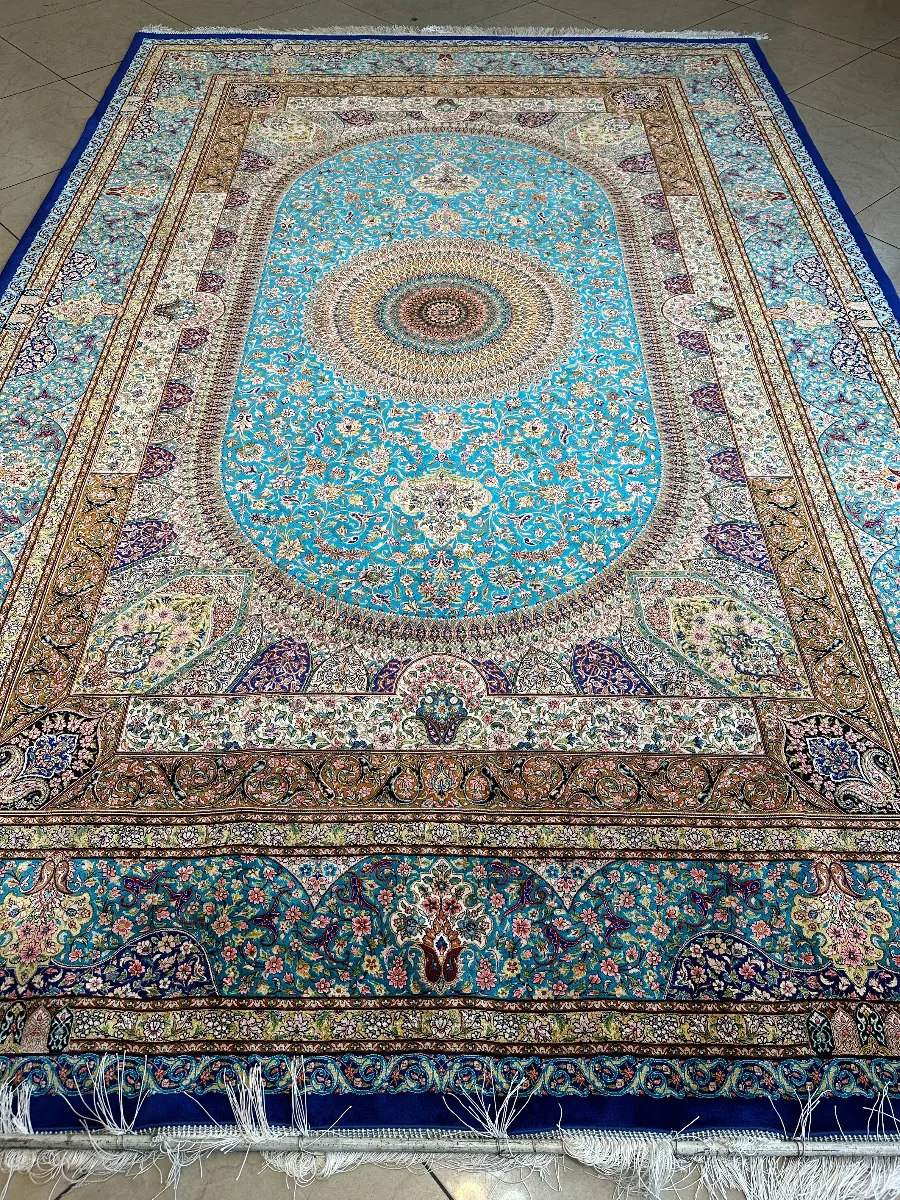 فرش ابریشمی ماشینی طرح قم ۱۵۰۰ شانه