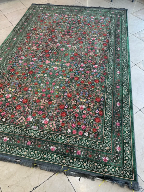 فرش گلمهر سبز