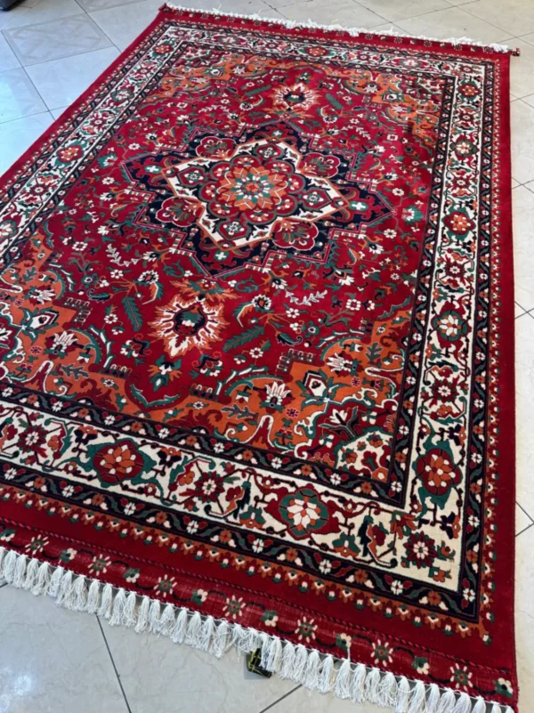 فرش اصیل طرح لاکی کد 8009 کالکشن اصیل