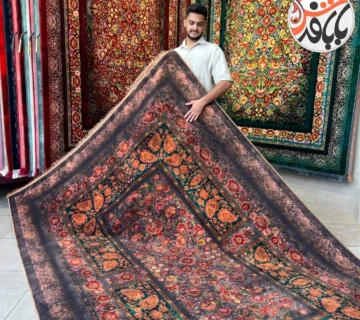 فرش ماشینی جدید با تم رنگی موکایی در کلکسیون فرش بابافرش